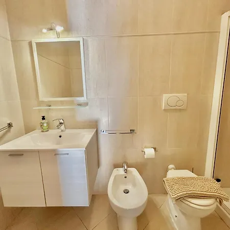 Apartment Le Tre Orchidee Florence